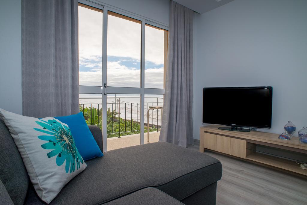 Madalena do MarOcean View Madeiraアパートメント エクステリア 写真